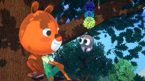 Bild 1 von 1: Edmund, das Eichhörnchen, auf seinem Lieblingsplatz.© hr/MIAM! Animation - Honorarfreie Verwendung gemäß AGB im engen inhaltlichen redaktionellen Zusammenhang mit genannter Sendung bei Nennung \