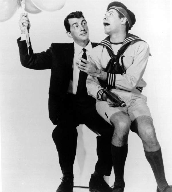 Bild 1 von 4: Der Zufall bringt Bob Miles (Dean Martin, l.) und Wilbur Hoolick (Jerry Lewis, r.) zusammen, was für einige Probleme sorgt ...