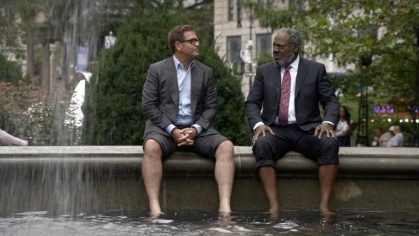 Bild 1 von 13: Jason Bull (Michael Weatherly, l.); Lee Donaldson (Frankie R. Faison, r.)