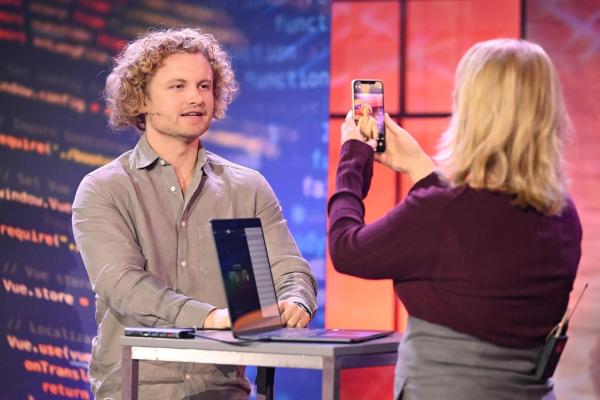 Bild 1 von 30: Im Bild: Dr.Bohl, Stephanie Meisl.