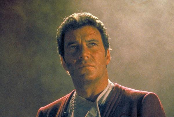 Bild 1 von 4: Kirk (William Shatner)