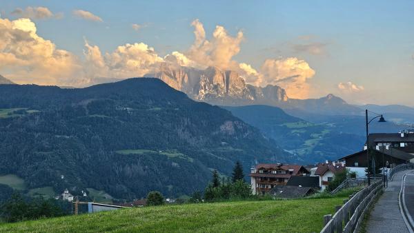Bild 1 von 11: .