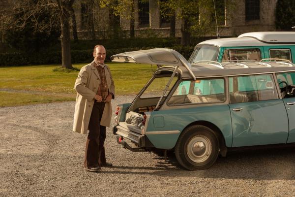 Bild 1 von 6: Marcel Bénes (Michel Vuillermoz de la Comédie Française)