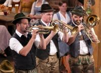 Wirtshausmusikanten beim Hirzinger