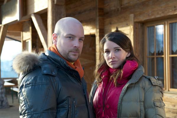 Bild 1 von 16: Im Bild: Stephan Zinner (Sven Liemann), Sophie Wepper (Elke Zeilinger).