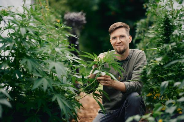 Bild 1 von 7: Dominik (33) war Deutschlands erster Cannabis-Sommelier.