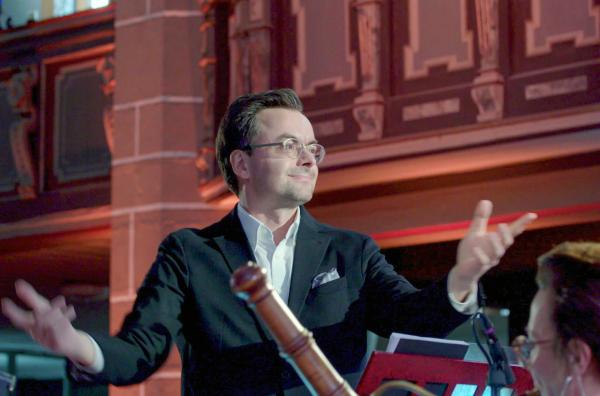 Bild 1 von 3: Alexander Grychtolik ? Dirigent und Restaurator des lange verschollenen Passionsoratoriums von Johann Sebastian Bach