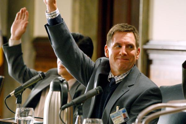 Bild 1 von 3: Im Bild: Tim Bagley (Harold Krenshaw).