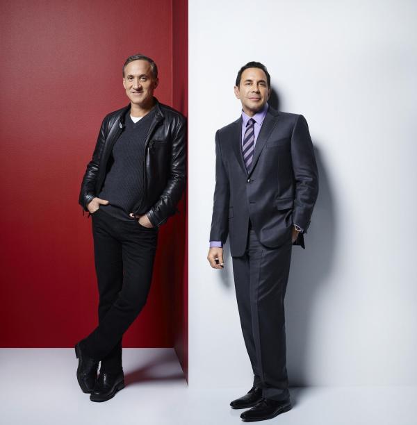 Bild 1 von 4: (3. Staffel) - Dr. Terry Dubrow (l.); Dr. Paul Nassif (r.)