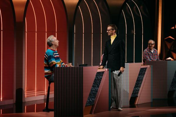 Bild 1 von 5: (v.l.n.r.) Olli Schulz; Joko Winterscheidt; Olli Dittrich