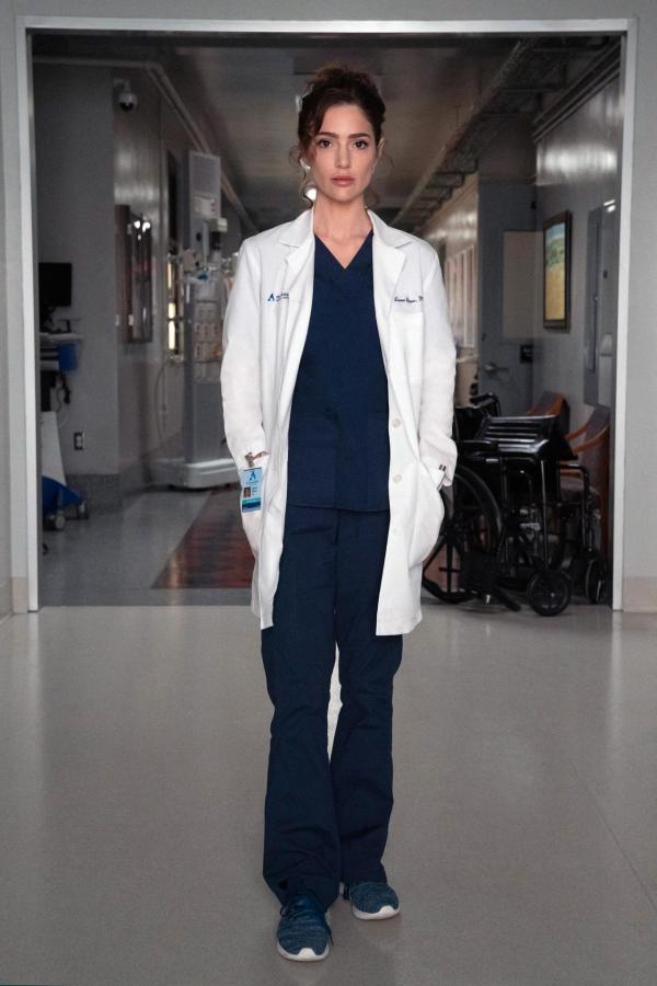 Bild 1 von 33: Im Bild: Janet Montgomery (Dr. Lauren Bloom).
