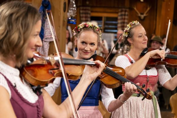 Bild 1 von 1: Die Musikgruppe Kobenzer Streich.