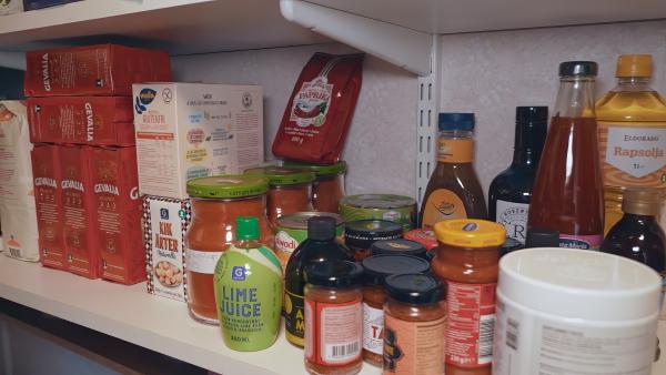 Bild 1 von 9: Der Bevölkerung wird geraten, für den Krisenfall vorzusorgen und Vorräte anzulegen.