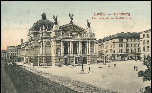 Bild 1 von 5: Postkarte mit der dezent kolorierten Fotografie des Stadttheaters von Lemberg.