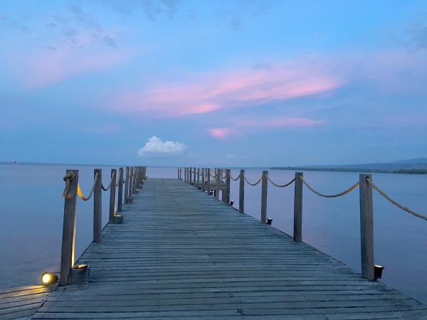 Bild 1 von 15: Steg der Sehnsucht bei Tanjung auf Lombok