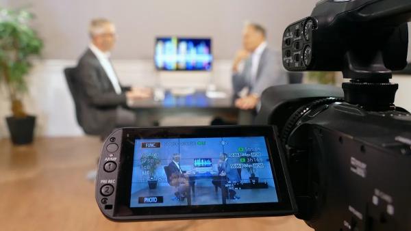 Bild 1 von 8: .