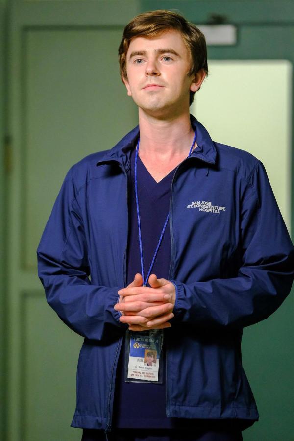 Bild 1 von 18: Im Bild: Freddie Highmore (Dr. Shaun Murphy).