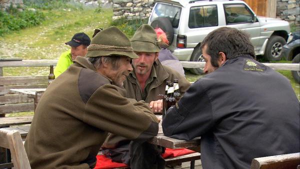 Bild 1 von 6: Im Bild: Hirten auf der Jagdhausalm.