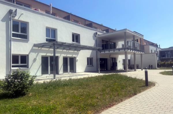 Bild 1 von 4: Das Katharina-Rieder Haus der Caritas  in Glottertal: Das Pflegeheim wurde nach nur acht Monaten wieder geschlossen, da kein Fachpersonal gefunden werden konnte.