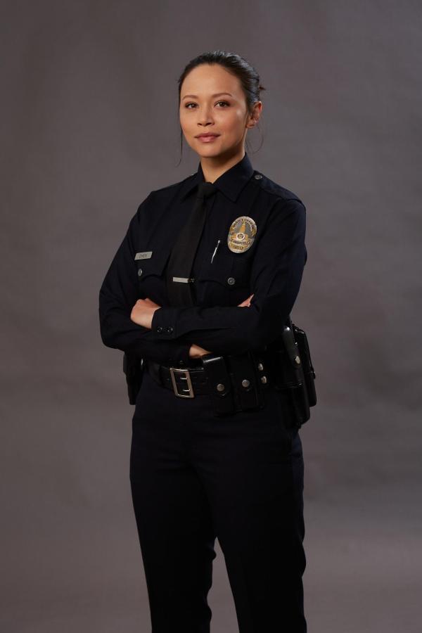 Bild 1 von 19: (1. Staffel)