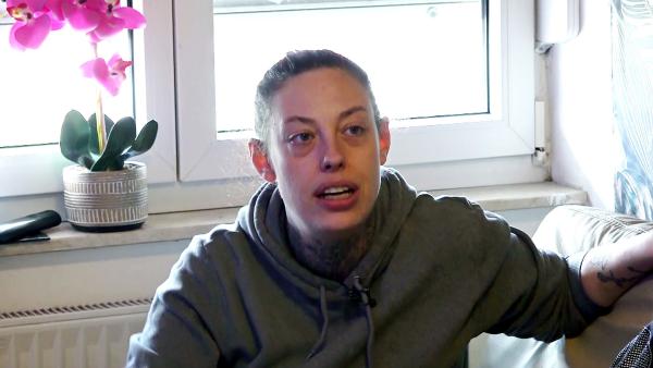 Bild 1 von 3: Janine gestaltet die Wohnung um