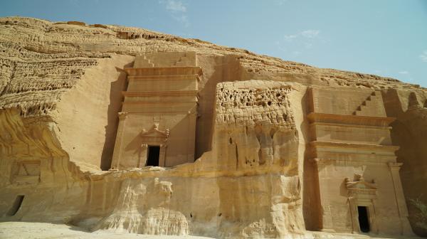 Bild 1 von 5: Die Felsengräber von Madain Saleh sind UNESCO-Weltkulturerbe. Fast 200 sind noch erhalten.