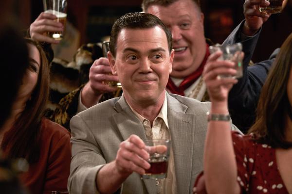 Bild 1 von 12: Charles Boyle (Joe Lo Truglio)