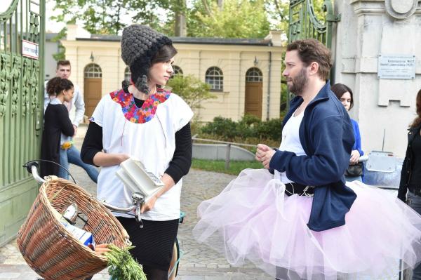 Bild 1 von 9: Lässt keine Peinlichkeit aus: Christian Ulmen (r.) ...