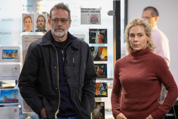 Bild 1 von 30: Im Bild: Jeffrey Dean Morgan (Jacob Kanon), Eva Röse (Detective Sergeant Agneta Hoglund).