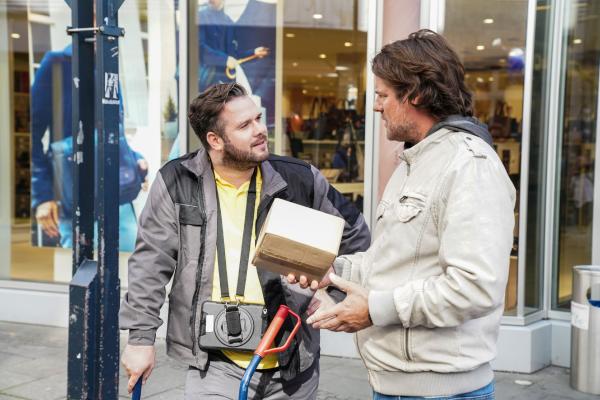 Bild 1 von 2: 
