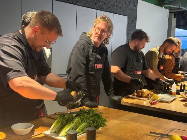 Bild 1 von 13: Uke Bosse nimmt am \