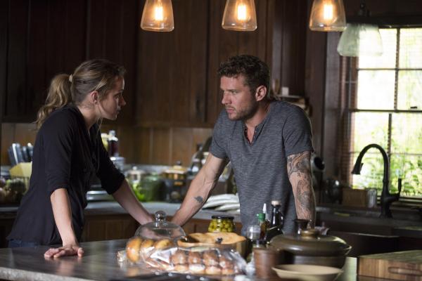 Bild 1 von 4: Bob Lee Swagger (Ryan Phillippe, l.); Julie Swagger (Shantel VanSanten, r.)