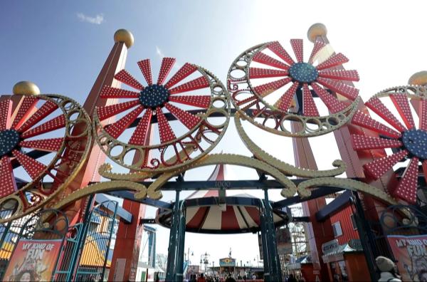 Bild 1 von 2: Heute ist Coney Island eine beliebte Touristenattraktion ? doch im 20. Jahrhundert war der Stadtteil Schauplatz eines Kampfes zwischen den selbst ernannten Königen der Unterhaltungsindustrie.