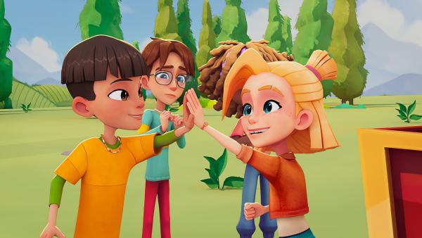 Bild 1 von 4: Während Roki und Leo Startschwierigkeiten haben, freunden sich Tendo (links) und Sophie (rechts) schnell an.© KiKA/MACK Magic/Der Kinderkanal von ARD und ZDF, 2025- Honorarfreie Verwendung gemäß AGB im redaktionellen Zusammenhang mit genannter Sendung bei Nennung \