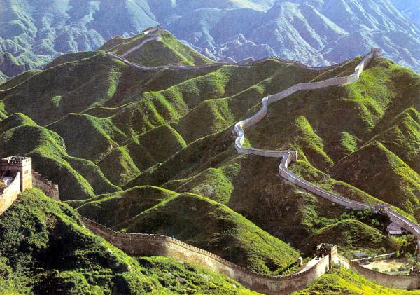 Bild 1 von 3: Die chinesische Mauer ist ein Symbol für Chinas Macht und Leistungswillen.