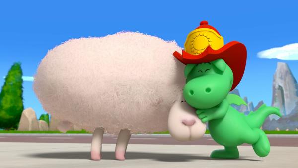 Bild 1 von 4: Grisu ist zum Kuscheln.