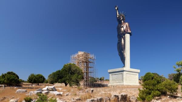 Bild 1 von 4: Der antike Standort der gewaltigen Statue ist bis heute unbekannt.
