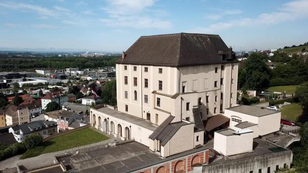 Bild 1 von 7: Im Bild: Schloss Steyregg.