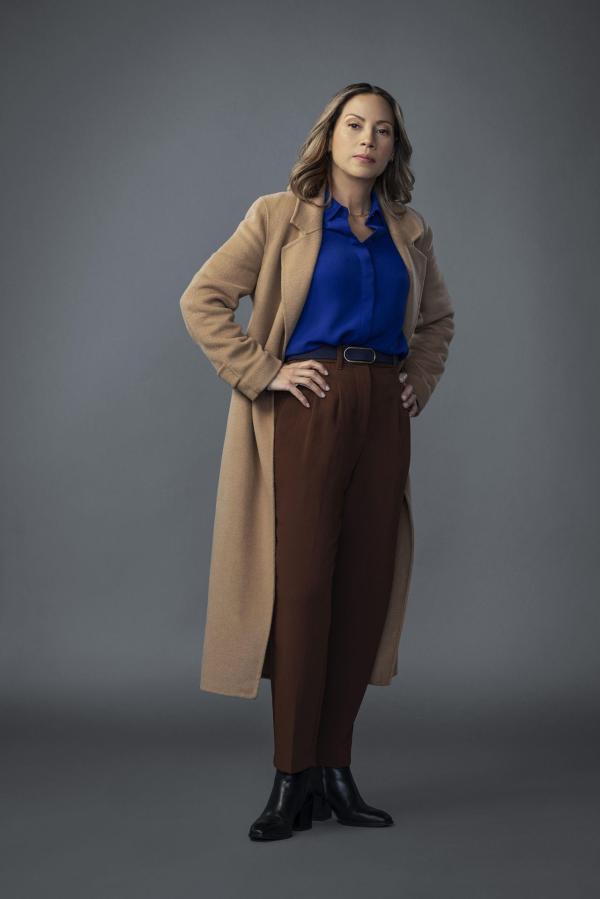 Bild 1 von 12: Detective Crystal Morales (Elizabeth Rodriguez)