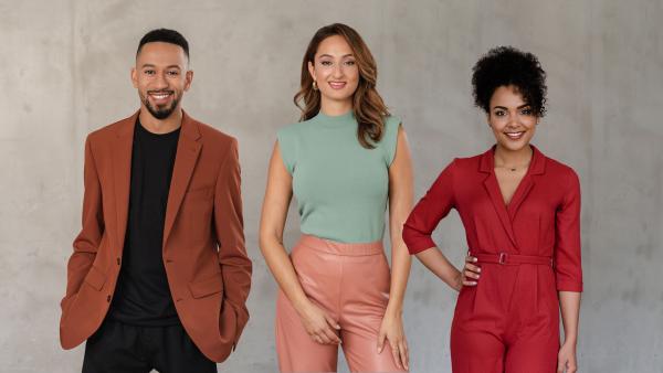 Bild 1 von 2: RTLZWEI NEWS Moderatoren v. li.:  Jonas Himmel, Jasamin Mehregani und Janique Johnson  RTLZWEI / Foto: