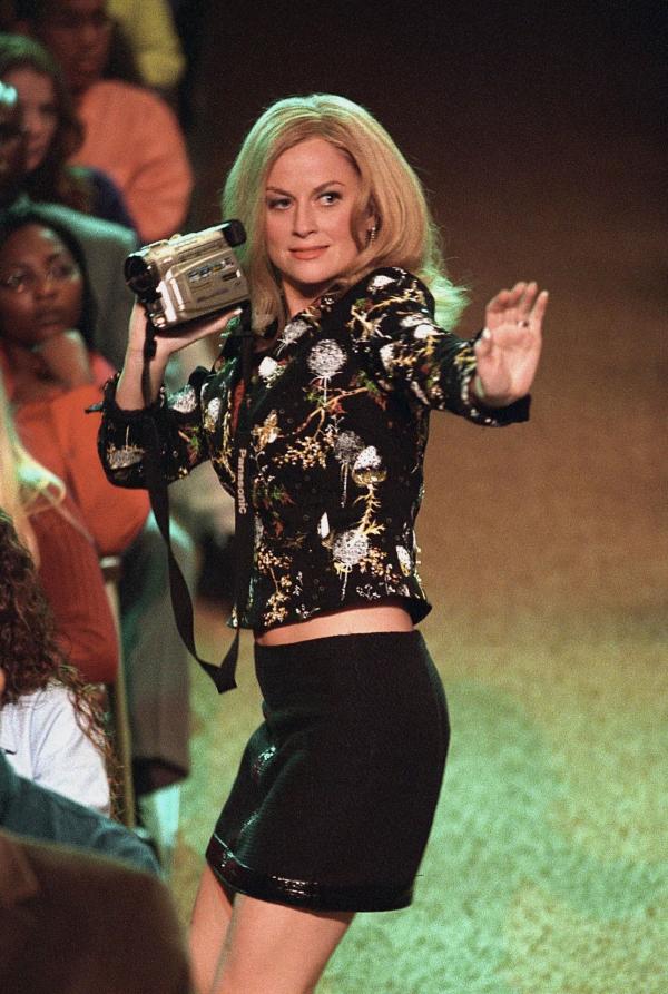 Bild 1 von 20: Mrs. George (Amy Poehler) in Aktion ...