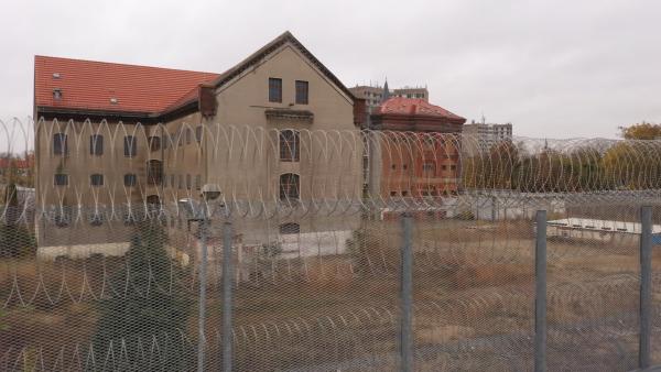 Bild 1 von 5: Ehemaliges Jugendhaus in Dessau.