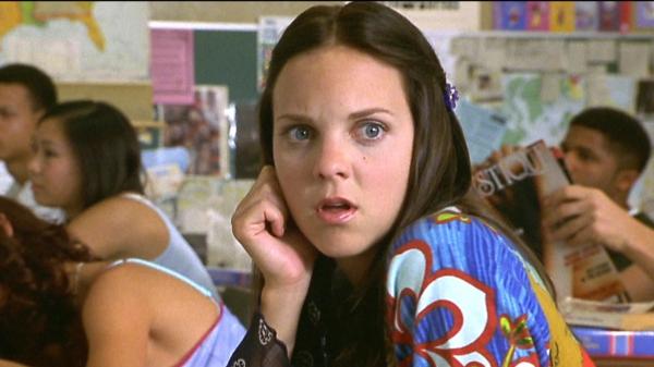 Bild 1 von 2: Cindy (Anna Faris) kann nicht glauben, was sie durch's Fenster sieht..