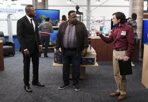 Bild 1 von 18: (v.l.n.r.) Malcolm Butler (Sheaun McKinney); Calvin Butler (Cedric the Entertainer); Trevor (Josh Brener)