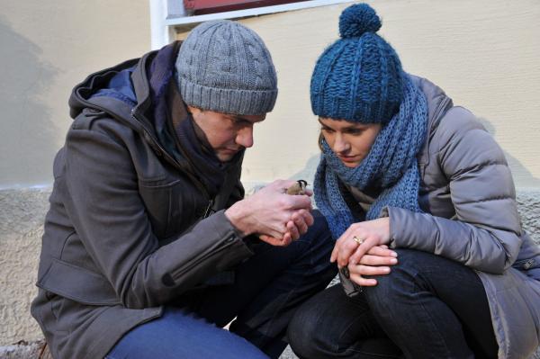 Bild 1 von 10: Konstantin (Moritz Tittel, l.); Marlene (Lucy Scherer, r.)