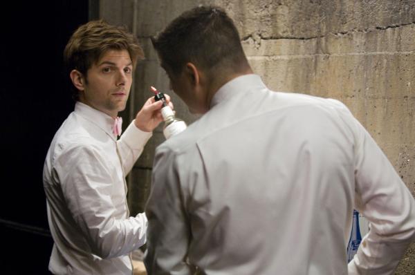 Bild 1 von 5: Henry Pollard (Adam Scott, l.); Don Ronald (Ken Marino, r.)