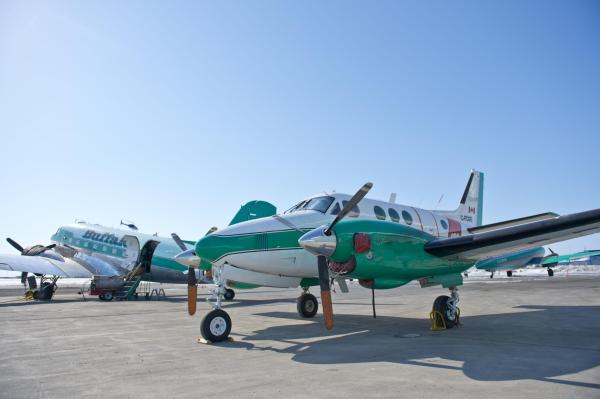 Bild 1 von 24: (4. Staffel) - \