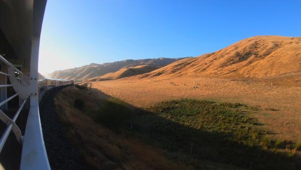 Bild 1 von 3: Die Reise des Coastal Pacific beginnt in Christchurch und führt ihn durch die malerische Landschaft Neuseelands.