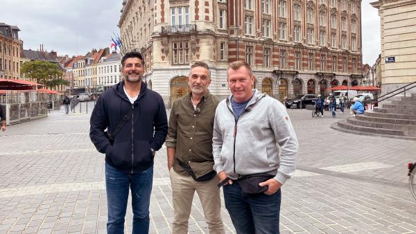 Bild 1 von 3: Sükrü, Mauro und Otto in der französischen Stadt Lille