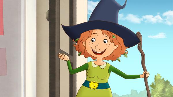 Bild 1 von 5: Eine Torte backen? Das macht Petronella im Zauberstabumdrehen.